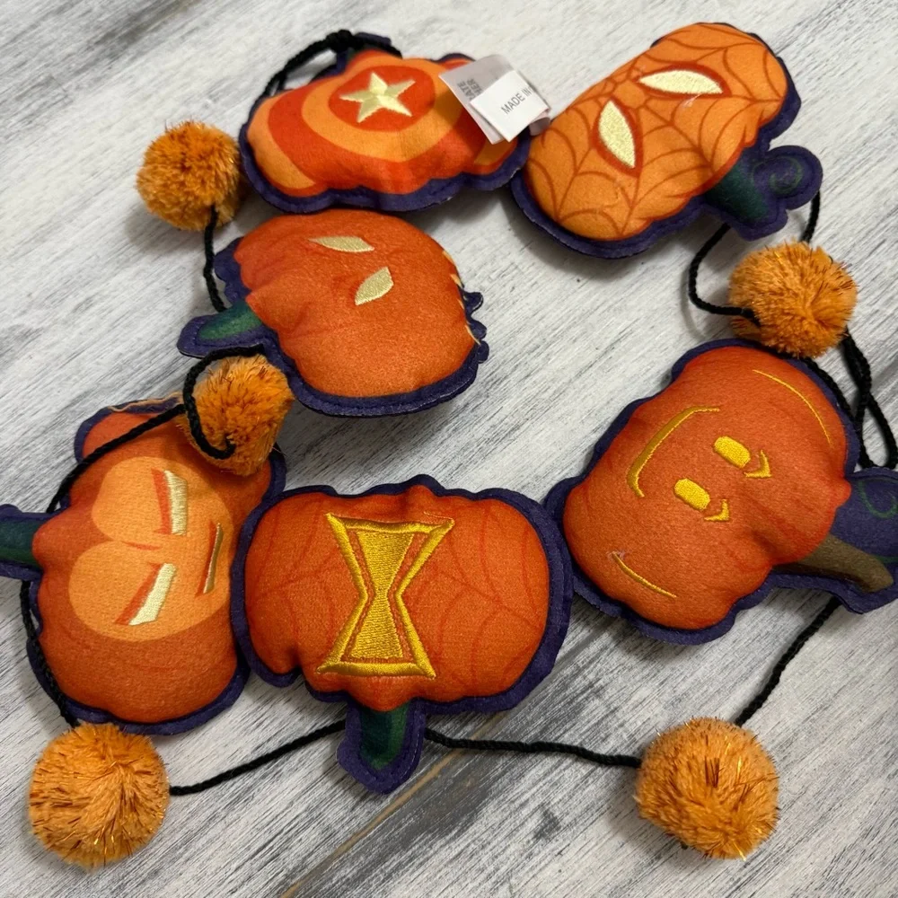 Halloween Marvel Pumpkin Garland